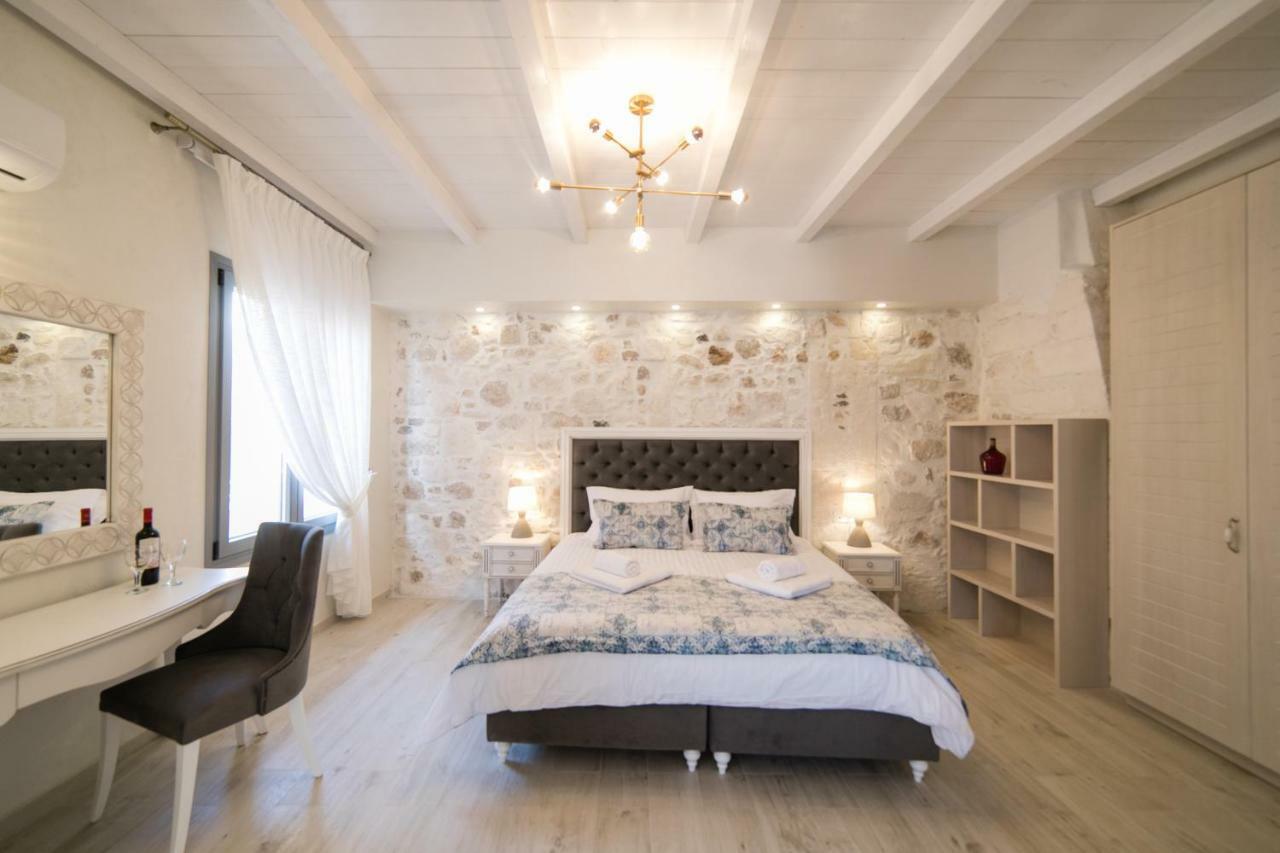 Jacuzzi Suite In The Heart Of Oldtown Ретимно Экстерьер фото