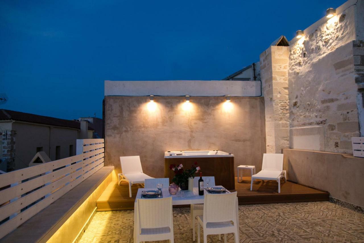 Jacuzzi Suite In The Heart Of Oldtown Ретимно Экстерьер фото